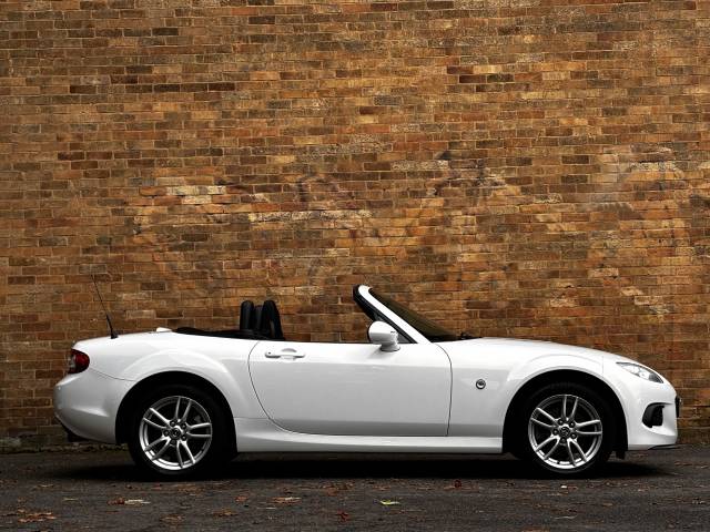 Mazda MX-5 1.8i SE 2dr Convertible Petrol White